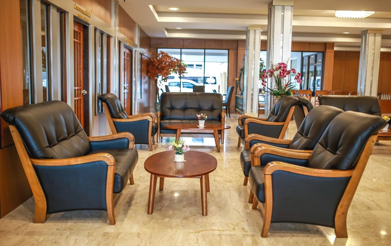 Korat Hotel - Sha Plus Nakhonratchasima Exterior foto